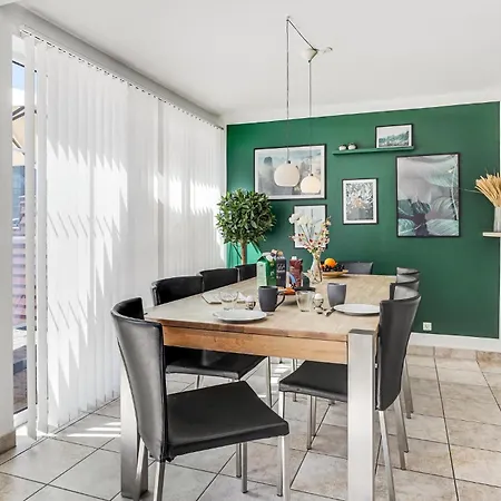 Three-bedroom In Romo *